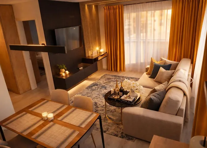Apart B&V - Modern Apartment Near Coresi Mall